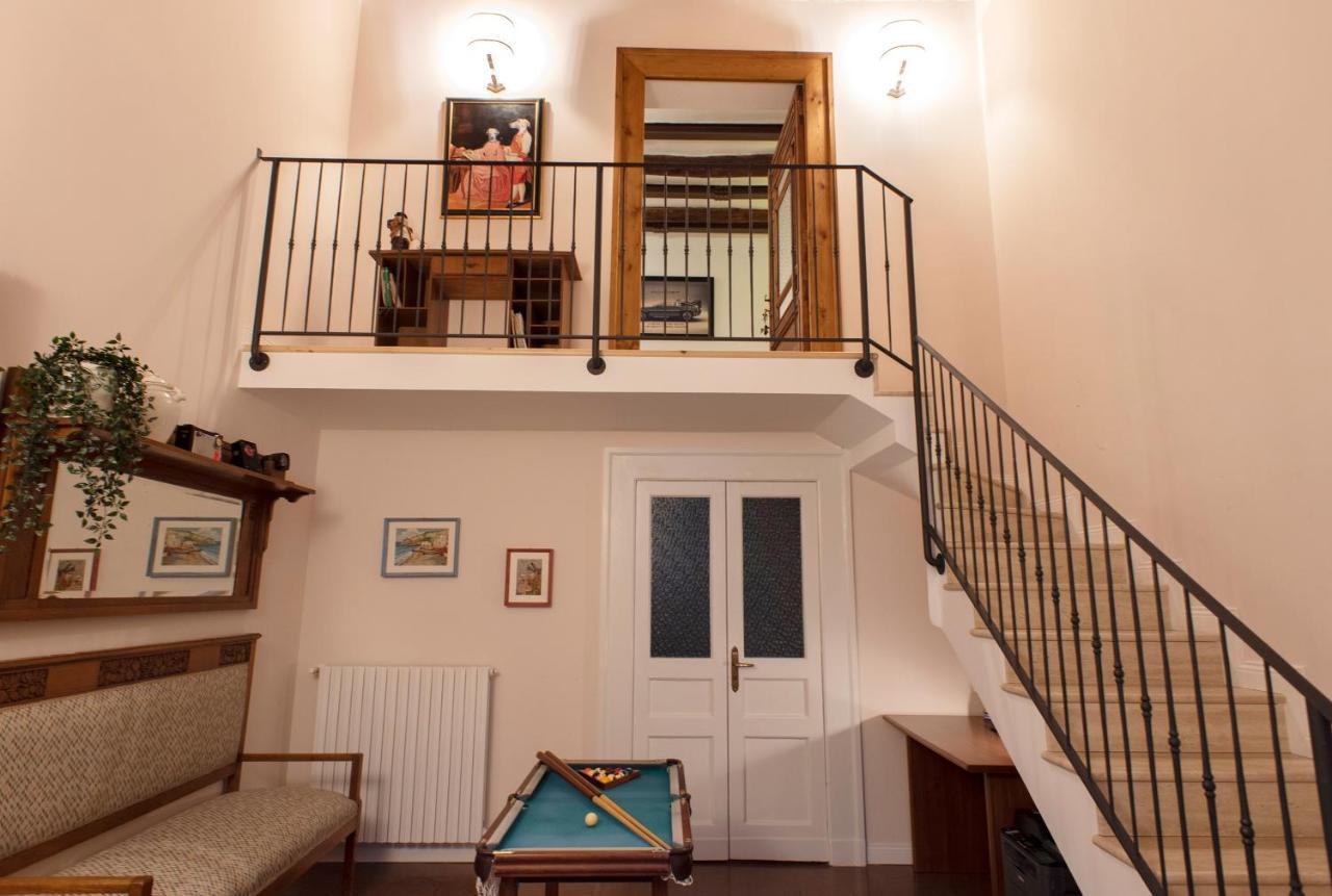 Casa Donna Aiuola Apartment Наполи Екстериор снимка