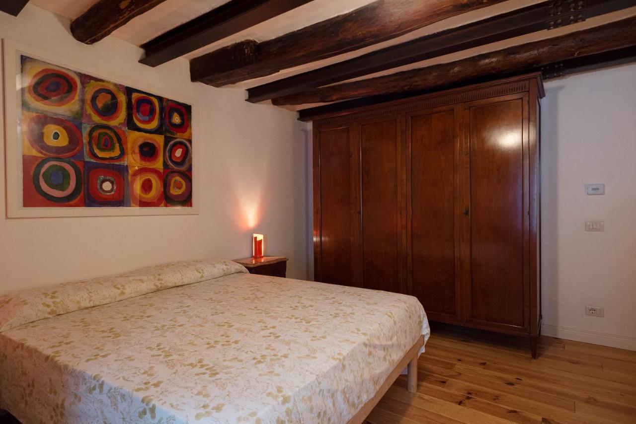 Casa Donna Aiuola Apartment Наполи Екстериор снимка