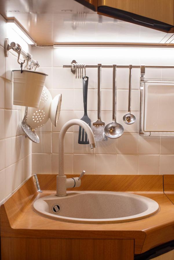 Casa Donna Aiuola Apartment Наполи Екстериор снимка